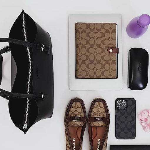 Cargar vídeo: Bolsa Coach Mollie Tote Bag In Signature Canvas